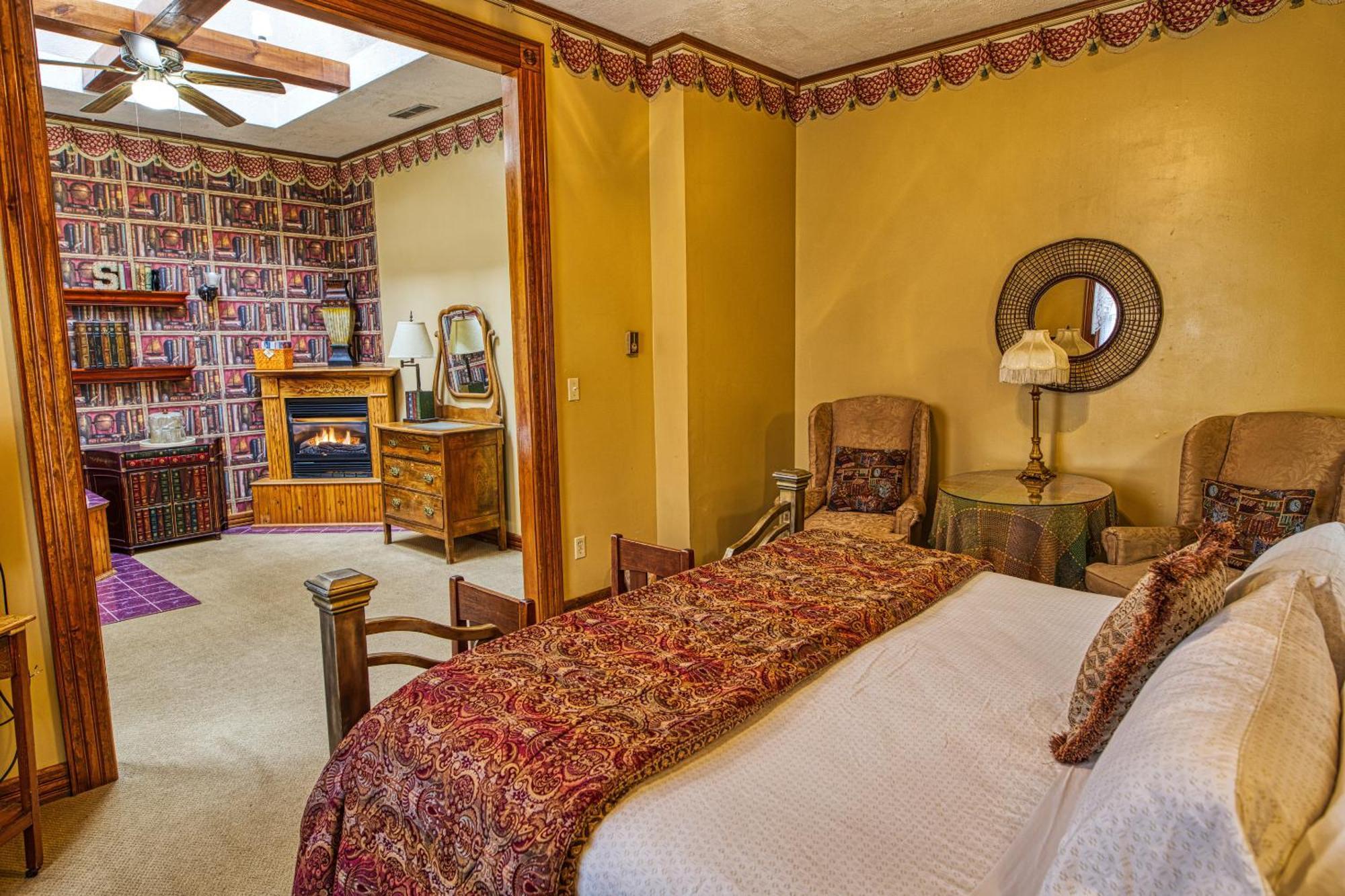 Rockwell Falls Inn And Wine Bar Lake Luzerne Номер фото